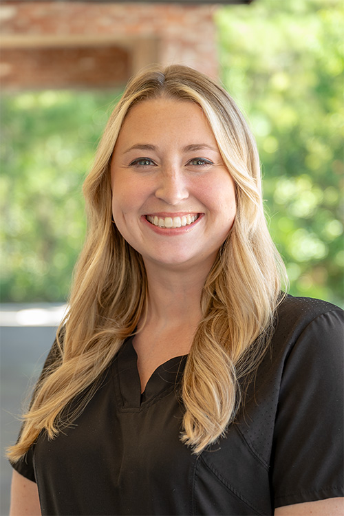 sarah dodgen headshot
